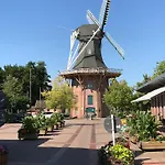 Kanalhaus - Zentral, 3 Schlafzimmer, Einzelbetten, Self Check-in, 3 Parkplaetze, Wlan Apartamento Papenburg