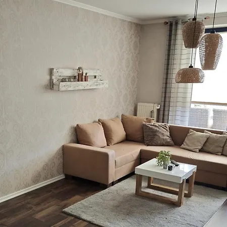 شقة Kanalhaus - Zentral, 3 Schlafzimmer, Einzelbetten, Self Check-in, 3 Parkplaetze, Wlan بابينبورغ