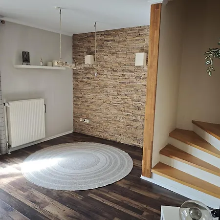 شقة Kanalhaus - Zentral, 3 Schlafzimmer, Einzelbetten, Self Check-in, 3 Parkplaetze, Wlan *