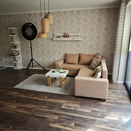 Kanalhaus - Zentral, 3 Schlafzimmer, Einzelbetten, Self Check-in, 3 Parkplaetze, Wlan Διαμέρισμα *